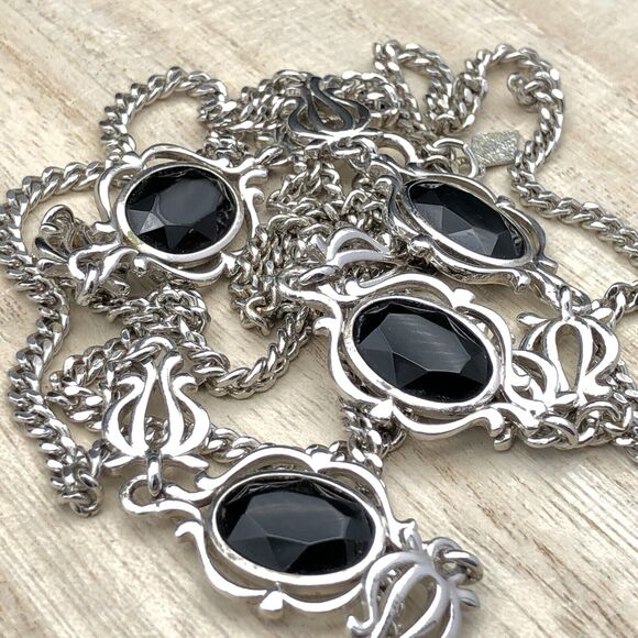 Vintage Sarah Coventry Necklace TOUCH OF CLASS 1976 Black Silver Tone 38 inches - Picture 6 of 6